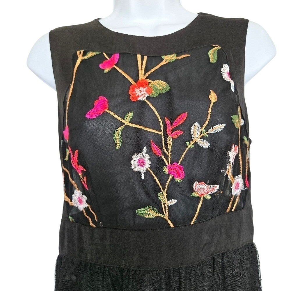 Guess Floral Embroidered Lace Peplum Top S Y2K Romantic Whimsigoth Fairygrunge - Picture 4 of 9